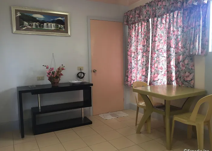 High Steps Apartment *