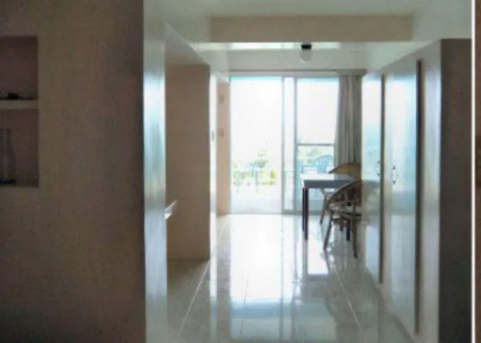 High Steps Apartment