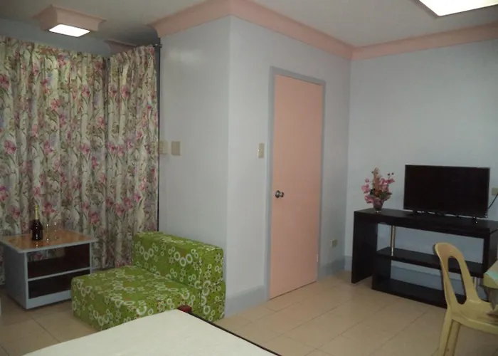 High Steps Apartment Catmon